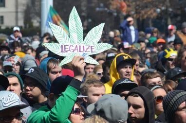 Recreational Marijuana enthusiasts get closer to legalizing Weed in Ohio