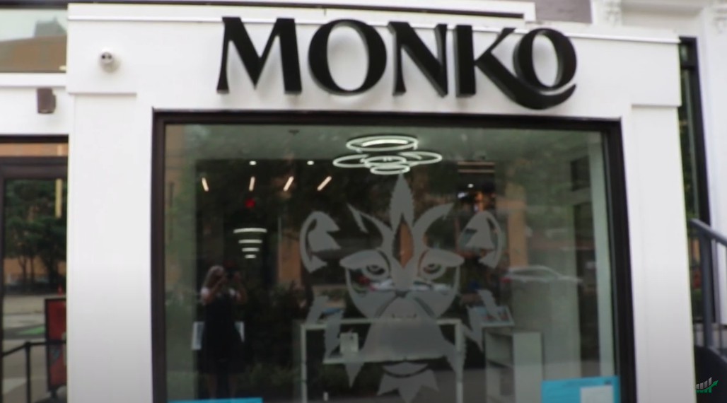 Monko transition from an I-71 store to a licensed medical operator